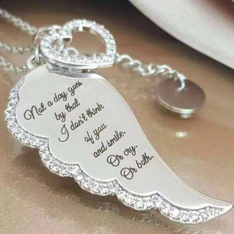 

Vintage Angel wings Heart Pendant Necklace Love Good lucky Zircon Necklace Sweater chain for Women Jewelry Xmas Gifts