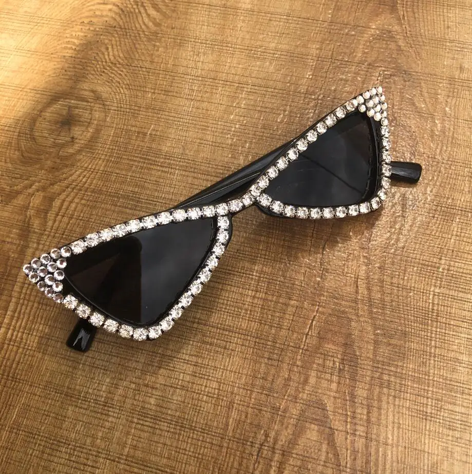 Kids Sunglasses Children Sunglasses 7 Colors Cute Kids Sunglasses Diamond Cat Eye Baby Sun Glasses 4-12 Year Children Eyewear UV400 Luxury Gafas de