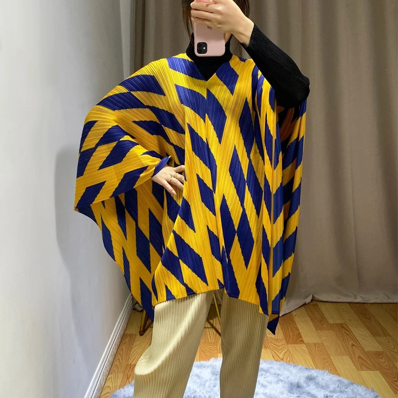 Deep V sling bifurcated dress noble temperament