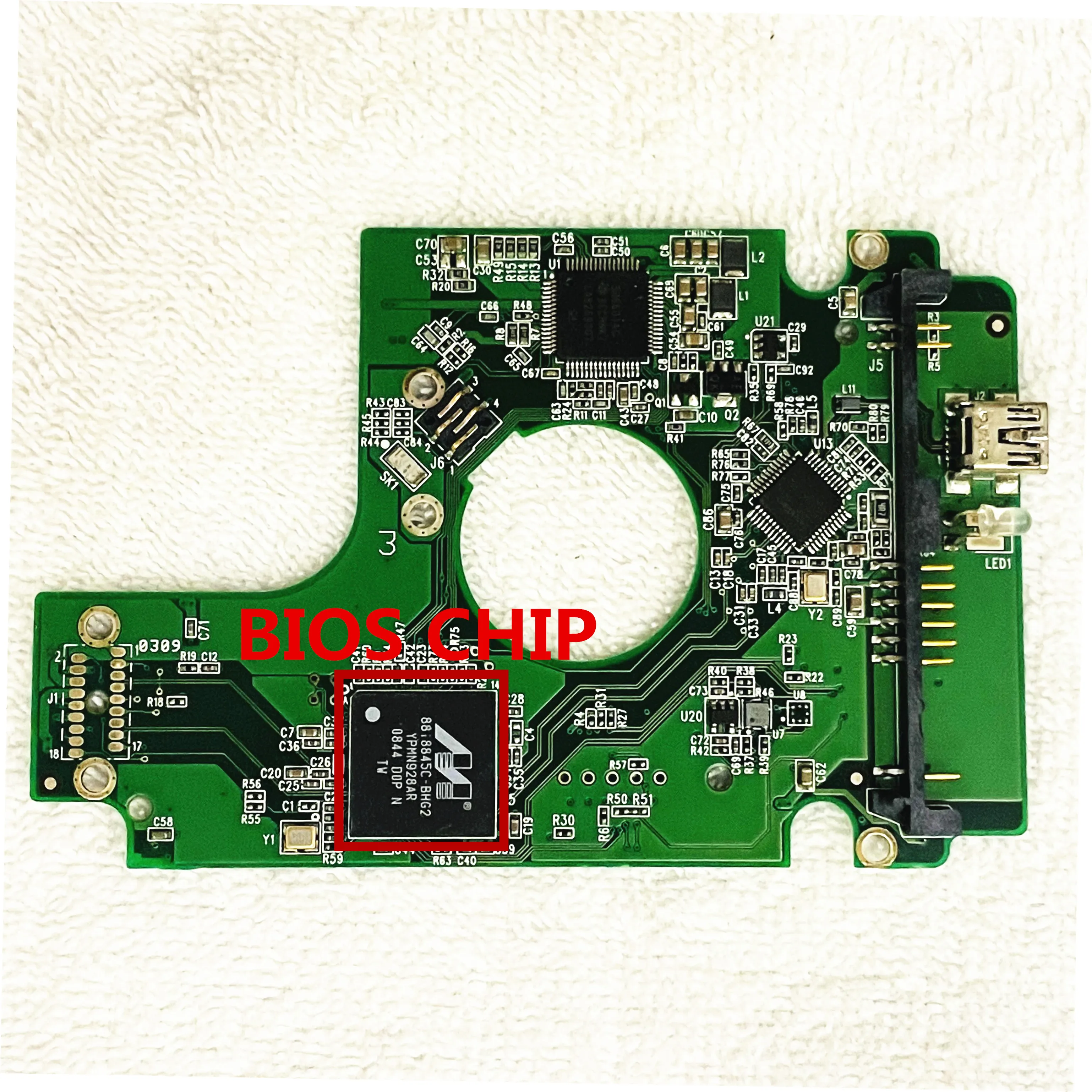 Western Digital HDD Circuit Board: 2060-701635-001 REV P1, 2061-701635-200 Description Image.This Product Can Be Found With The Tag Names Computer Office, Digital hard disk circuit board, Industrial Computer Accessories, Servers Industrial Computer