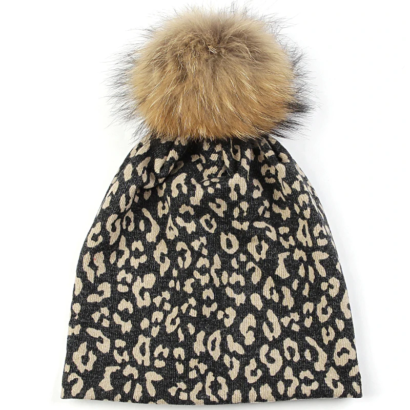 black A Geebro, модные женские полосатые женские шапочки, Skullies, повседневный Леопардовый шарф, шапка, Осень-зима, теплые шапки с помпоном из меха енота - Цвет: black A