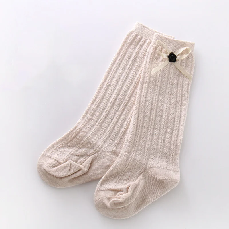 Beige Длинные хлопковые носки в рубчик для новорожденных девочек, милые Гольфы с бантом для малышей осенне-зимняя теплая одежда для малышей на Рождество - Цвет: Beige