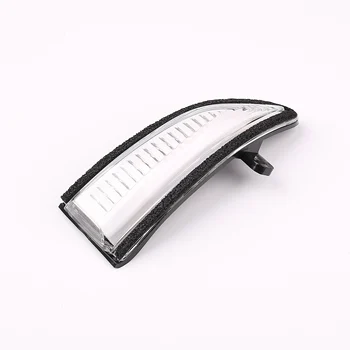 

For Nissan Altima, Sylphy 2013-2018 Dynamic Turn Signal LED Side Rearview Mirror Indicator Blinker Repeater Light