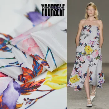 

100cm*135cm White Fantasy Flower Printed 100%Silk Crepe De Chine Silk Fabric