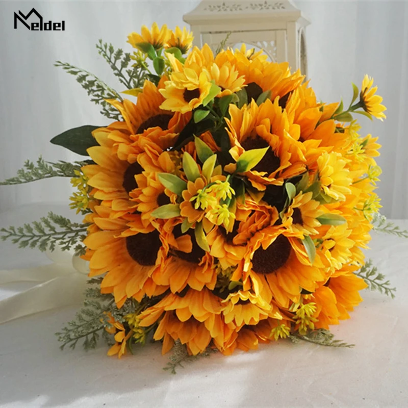 Meldel Wedding Bouquet Bridal Sunflower Bouquet Artificial Silk Sunflower Bridesmaid Bunch of Flower DIY Party Wedding Supplies