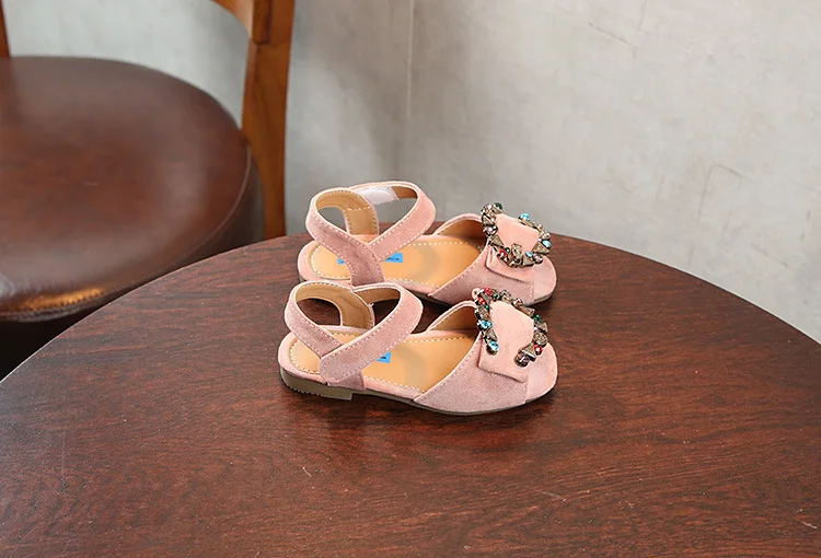 CNFSNJ 2018 Новые Девушки Сандалии Обувь для новорожденных милый дизайн случайные высокого качества со стразами модные летние кроссовки 26-36