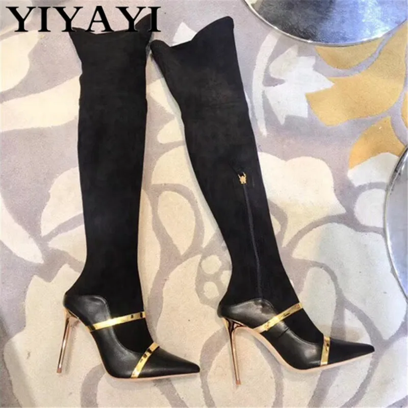 Пикантные высокие сапоги на тонком высоком каблуке; женская зимняя обувь с острым носком и одним ремешком; женские узкие полосы с металлическим декором; черные сапоги