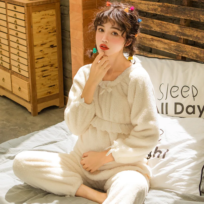 Nursing Pajamas Maternity Nightwear Pregnancy Clothes Winter Flannel Soft Comfortable Breastfeeding Nightwear Homewear Set