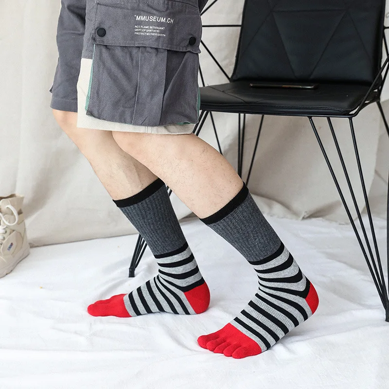 5 Pairs Fashion Long Tube Five Finger Socks Cotton Man Colorful Striped Mid-Calf Business Sport Compression Socks with Toes Gift