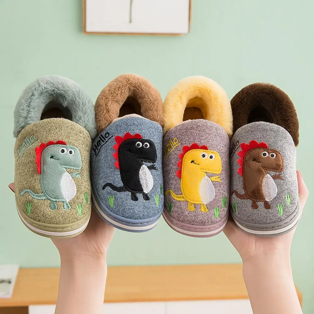 Детская домашняя зимняя теплая обувь принты животных из флока с динозаврами для мальчиков и девочек Нескользящие тапочки из флока для дома A30