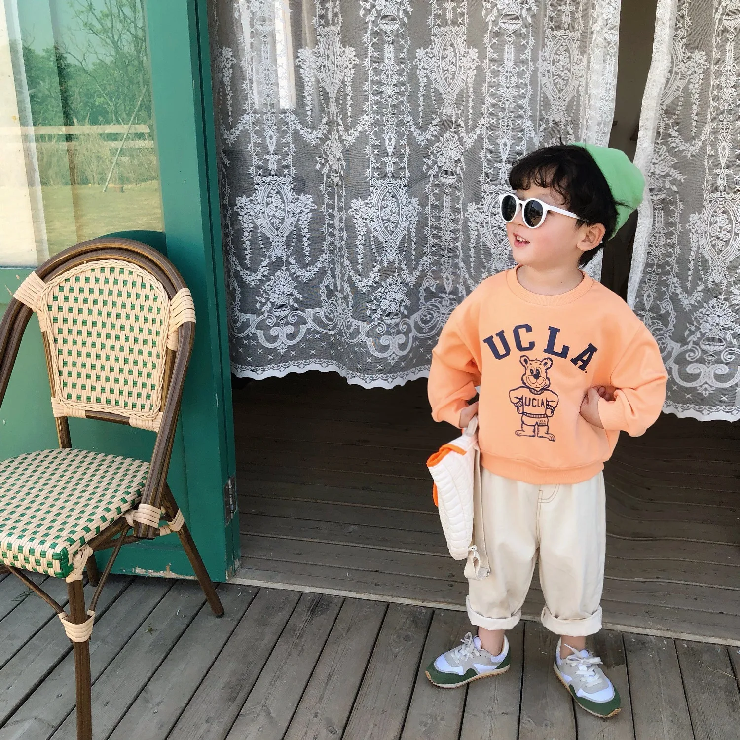 12946332042_1030033614_