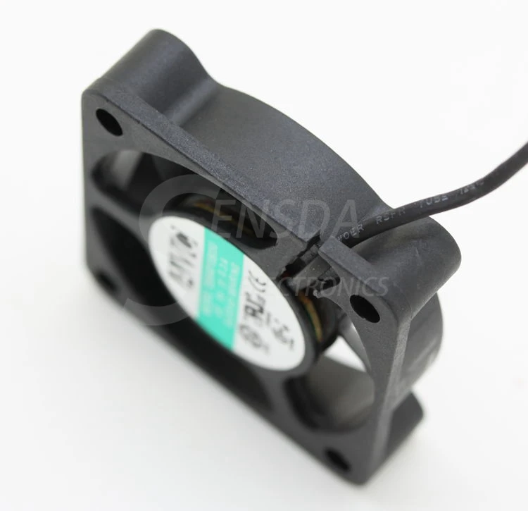 Для AVC DS04010B05U 4010 4 см 4*4*1 см 40*40*10 мм 5 V 0.3A 2-контактный инвертор Сервер вентилятор охлаждения