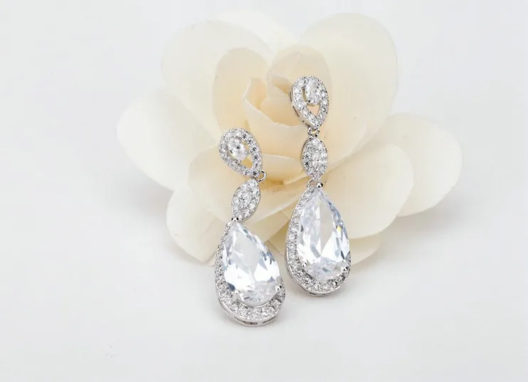 Luoteemi Роскошные болтается длинные Серьги для Для женщин свадебные Серьги капли воды циркон подарок партии белый Цвет