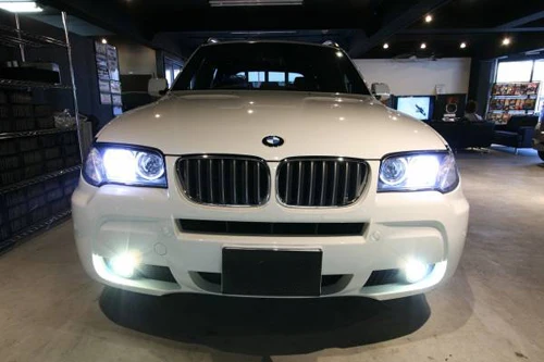 BMW_E39_10W_LED_Angel_Eyes_Lights (6).jpg