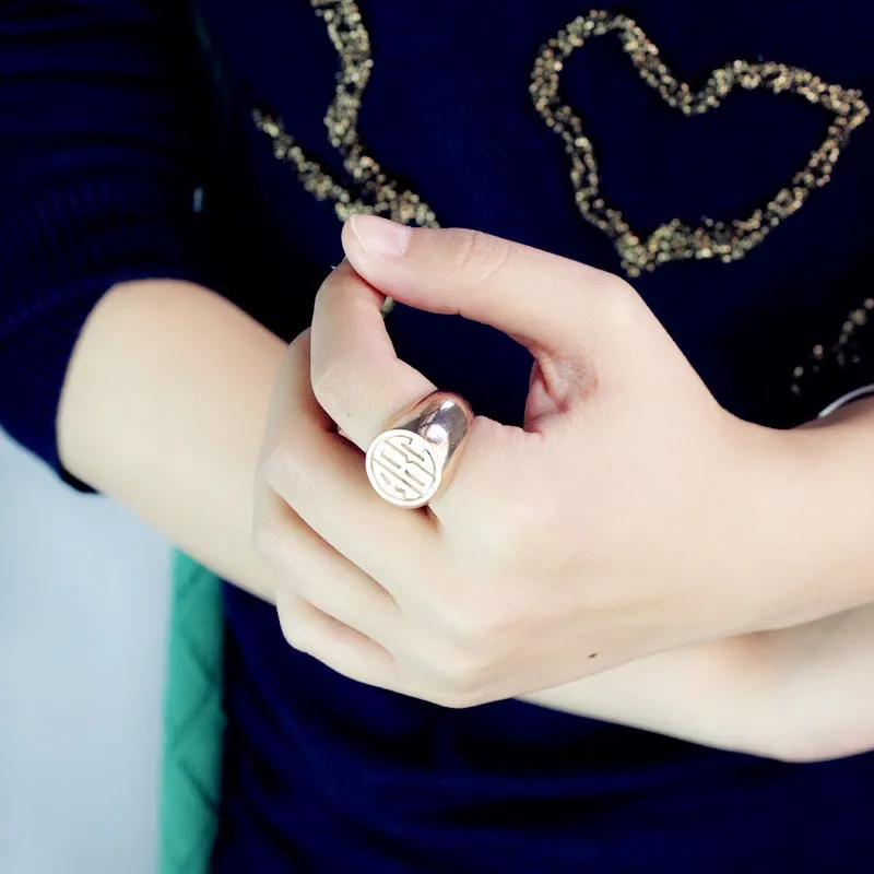 AILIN монограмма кольца инициалы кольца с гравировкой круг блок кольца розовое золото цвет персонализированные имя кольца 0,59