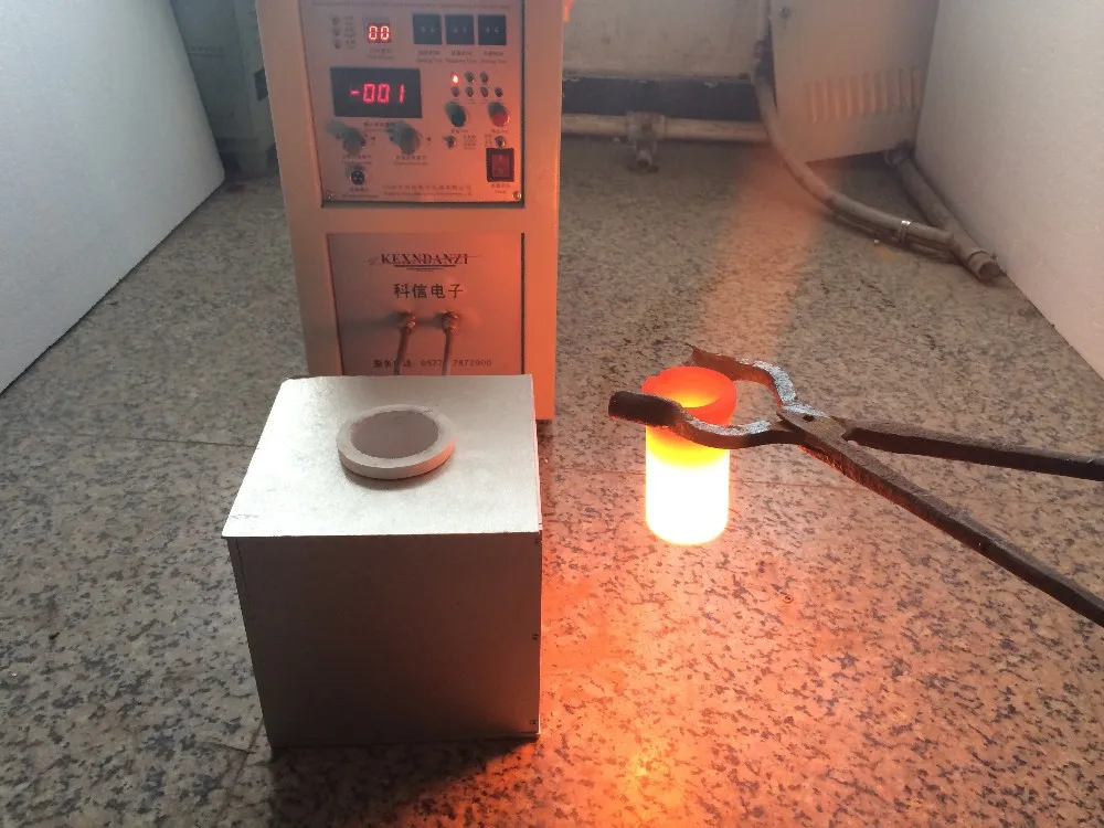crucible with protection melting separately
