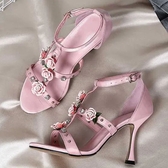 

2018 Hot Summer Shoes Woman Sandals Leather Super High Flowers Rivet Crystal Design Sandals Party Wedding Tipe Shoes Woman Shoes