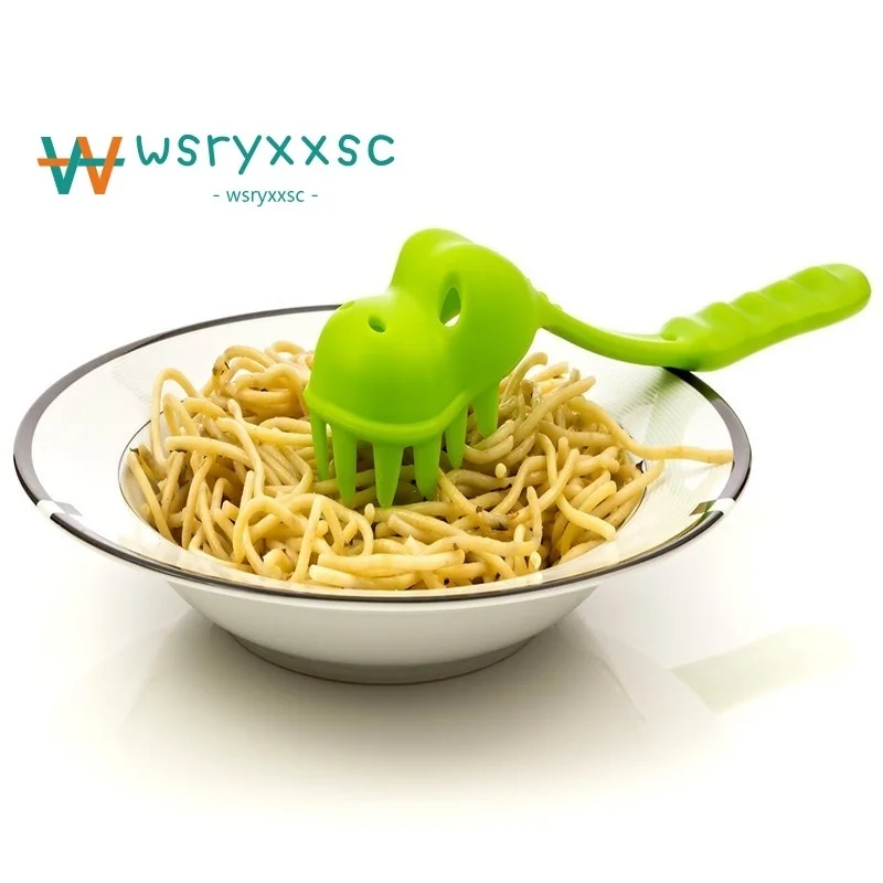 Creative dinosaur pasta scoops Noodle spoon dinosaur skull tooth shape