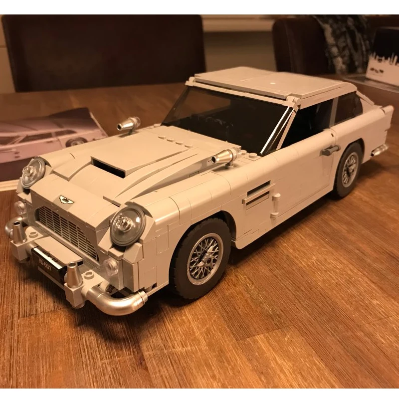 

James Bond Aston Martin DB5 Cars 007 vehicle Compatible Legoings City Creator Building Blocks Bricks Toys For Children Gifts