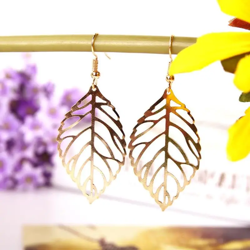 

Korean fashion earrings wholesale jewelry long earrings female earrings simple Sen Department of metal leaves earrings