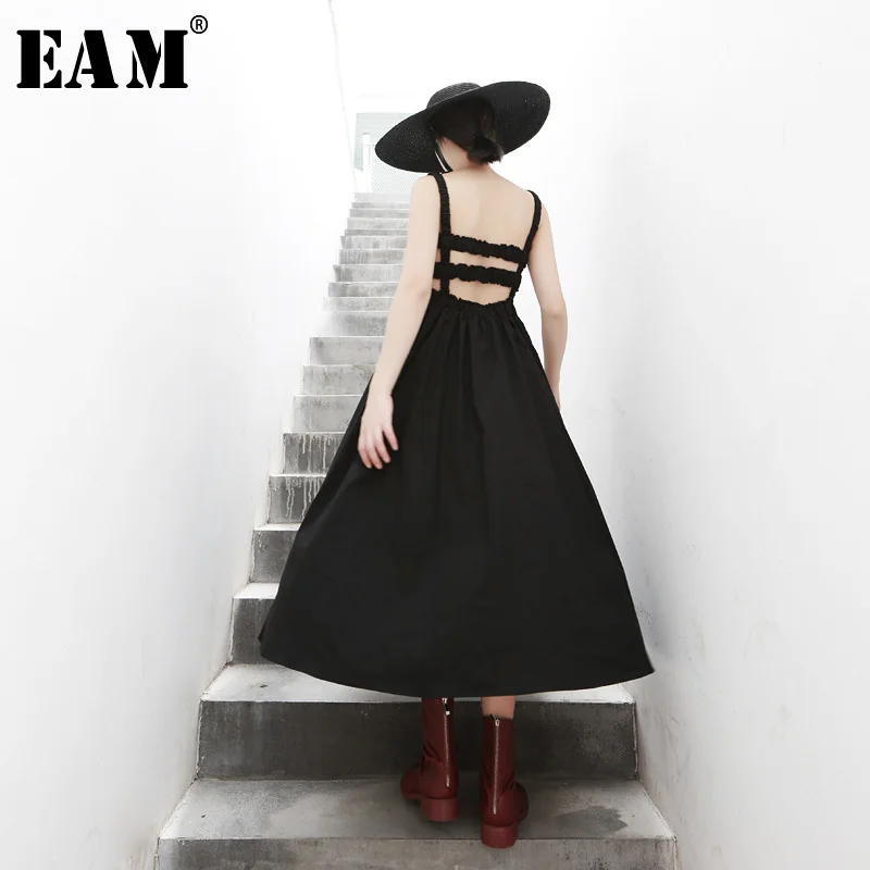 

[EAM] 2019 New Spring Summer Spaghetti Strap Backless Hollow Out Fold Pleated Temperament Dress Women Fashion Tide JR377