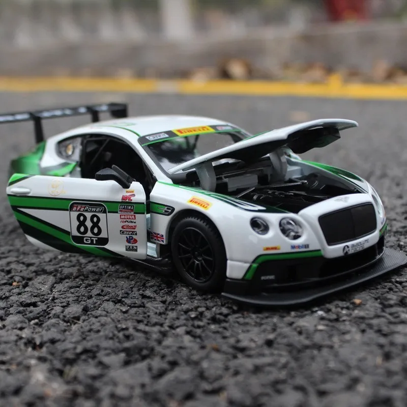 Scale 124 Bentley GT3 Car Model Toy For Kids Christmas Gift Drop Shipping Alloy Super Running