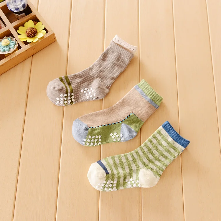 3 пар/лот, Нескользящие домашние носки для маленьких мальчиков короткие хлопковые носки в зеленую клетку носки для четырех сезонов детские носки для мальчиков, Размеры S/M/L
