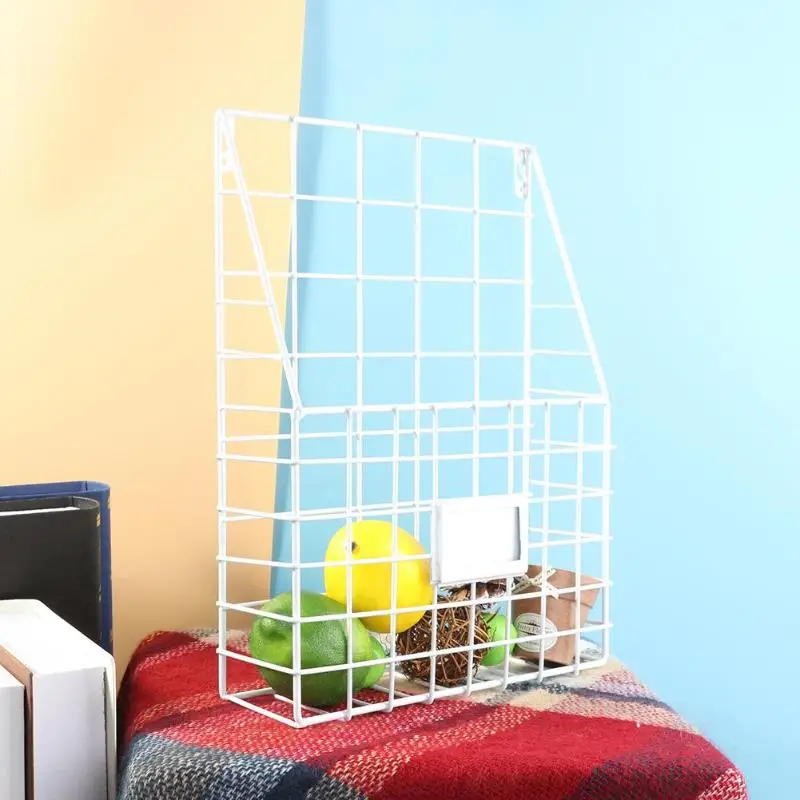 بسيط الحديد الحائط تخزين الرف سلة جدار معدني معلق عرض الرف مكتب حامل مجلة المنظم للمنزل غرفة نوم