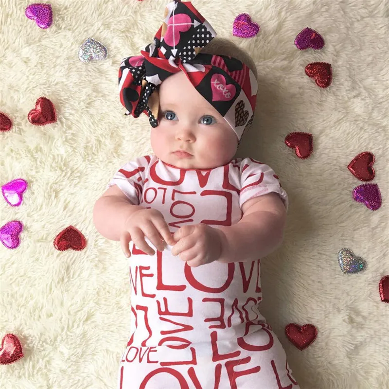 طفل الرضع طفل الفتيان الفتيات الحب طباعة رومبير 2019 حللا قصيرة الأكمام Playsuits الأزياء إلكتروني رومبير الملابس حجم 0- 24 M