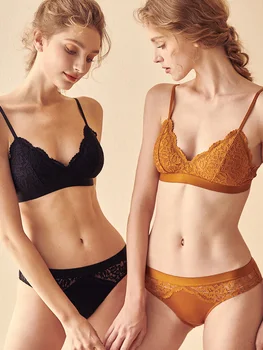

Comfort French Lace Bralette Underwear Floral Lace Seamless Thin SexyTriangle Cup Small Chest Victoris Bras Brief Set