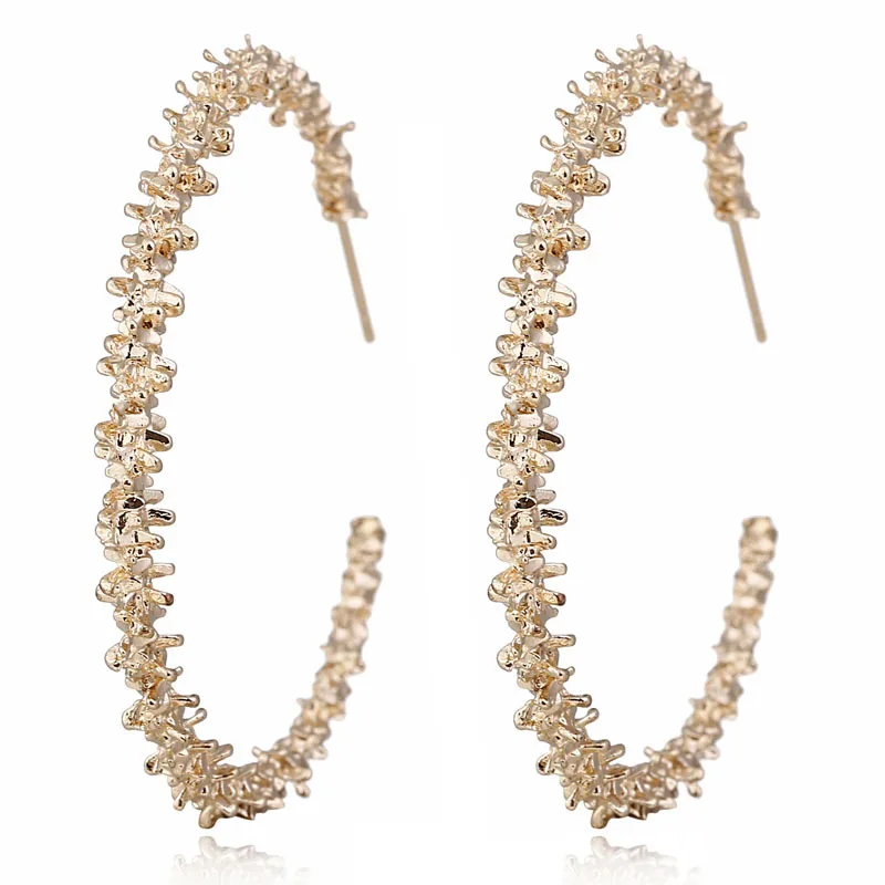 

New Korean Metal Hoop Earrings for Women Gold Round C Geometric Statement Earring Elegant Ear Hanging Fashion Jewelry Accessory