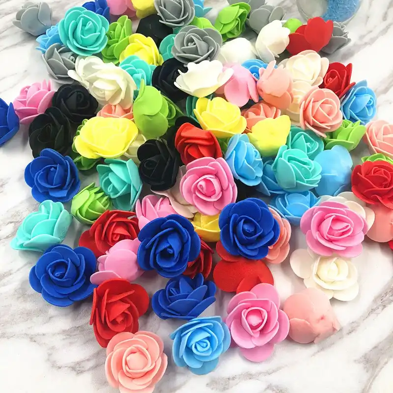 ours en peluche avec des roses