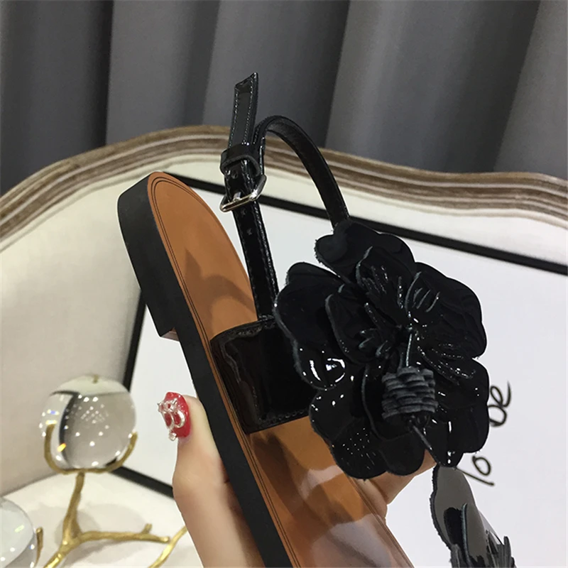 Décor Runwnay Femmes as Verni En Cuir Mode Show As Peep Sandales Starp Appartements Toe D'été Partie Show Fleur Chaussures Boucle Robe wq0Fxnx