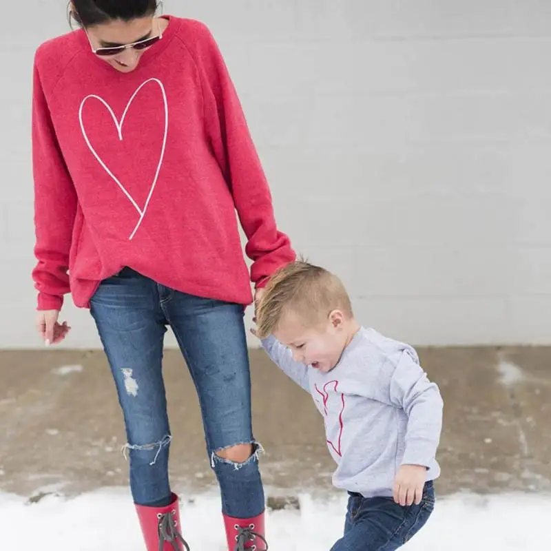 

Long Sleeve Embroidery Heart Shape T-shirt Family matching Clothes Mother& Kids Boys Spring Loose O-Neck casual Tops