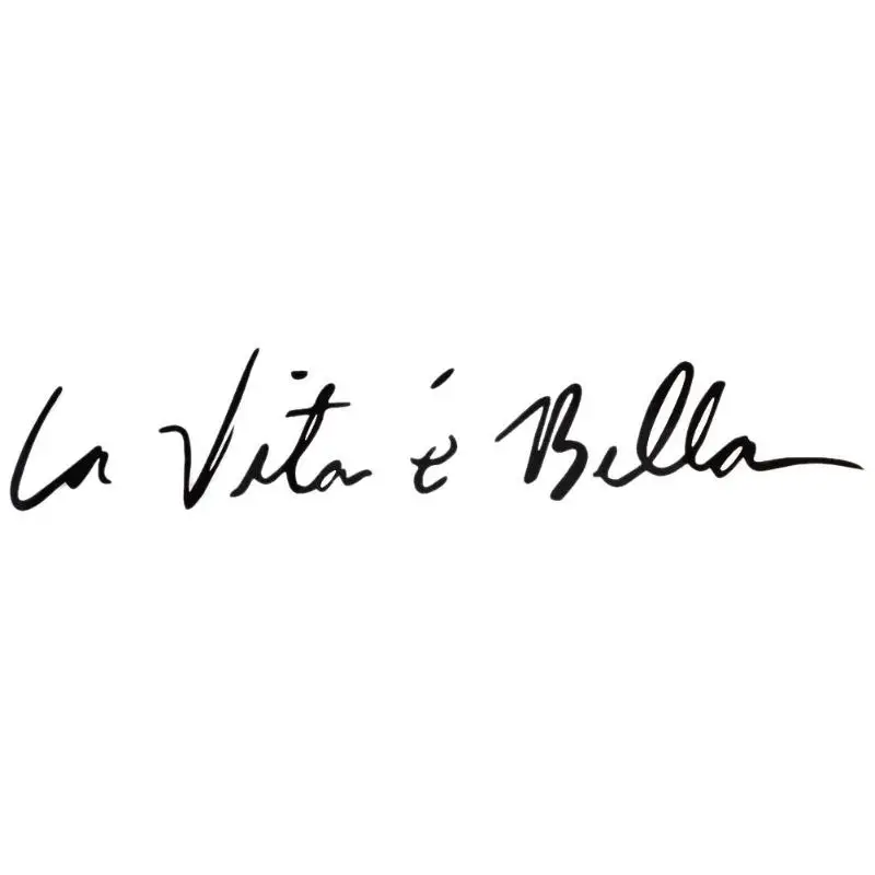 Автомобильная наклейка Life is Beautiful LA VITA E BELLA отражающая надпись на ствол окна