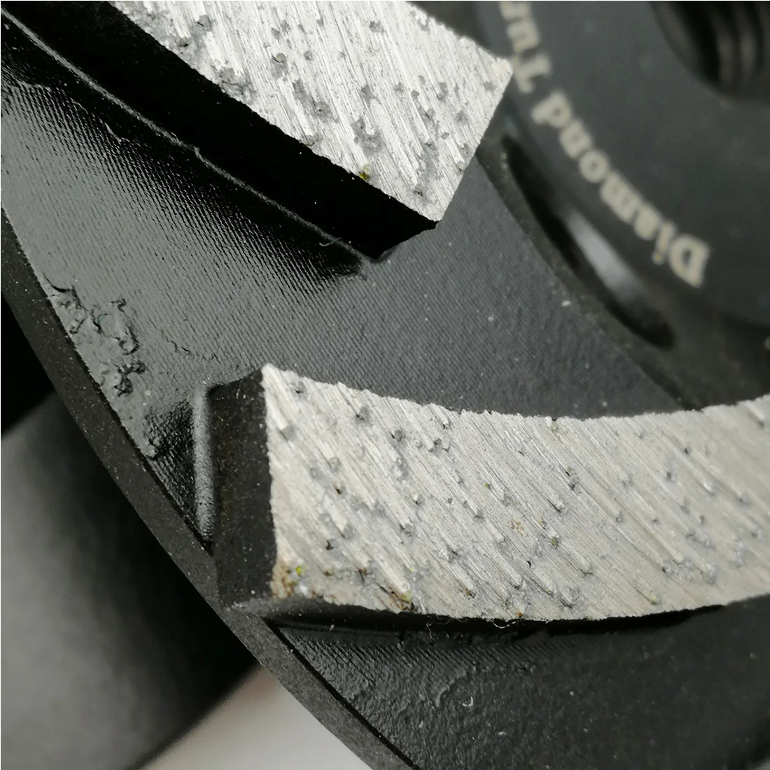 1piece Diamond Grinding Wheel Concrete Turbo Row Cup Grinding Wheel for Concrete Hard Stone with M14 Connection Dia 115mm/4.5"