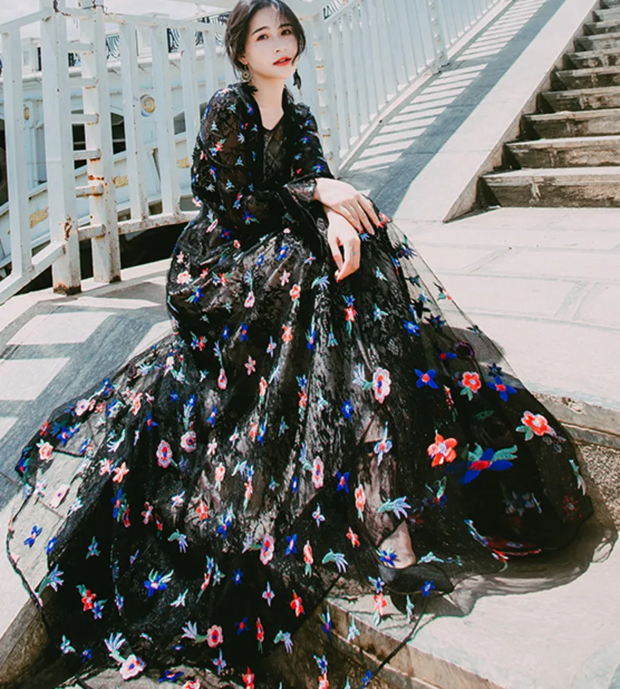 

Elegant Crochet Flower Embroidery Black Lace Dress Summer Women 2019 Spring Princess Elegant Long Sleeve Party Dress Holiday
