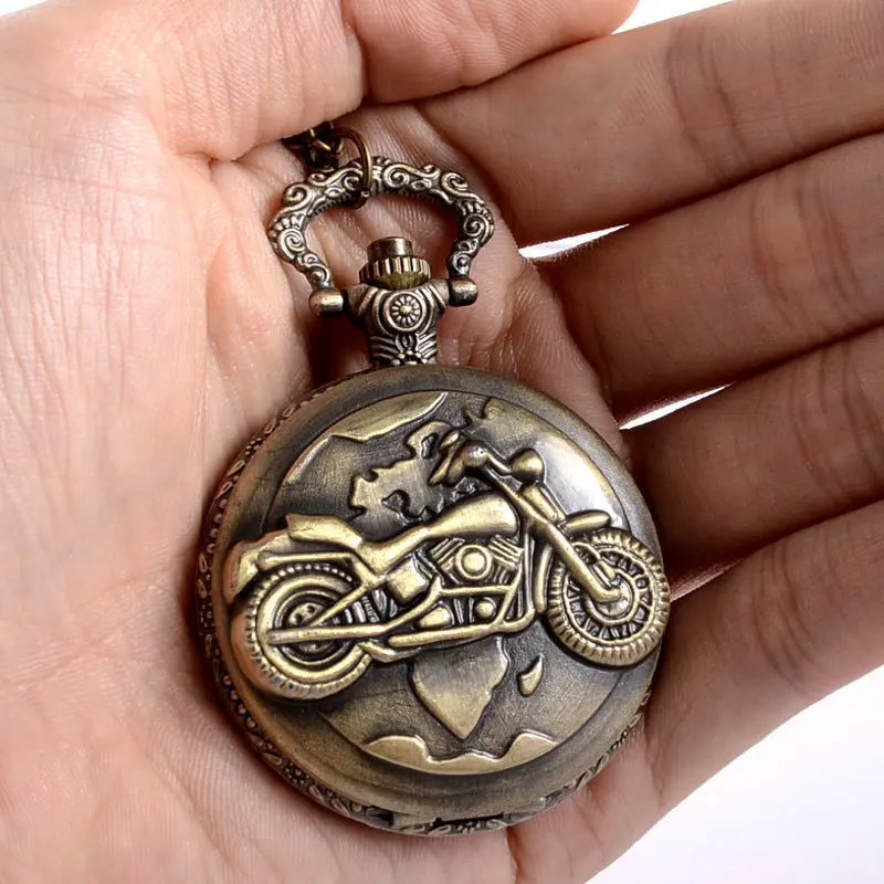 

IBEINA Full Hunter Quartz Engraved Fob Retro Pendant Pocket Watch Chain Gift Motor Theme