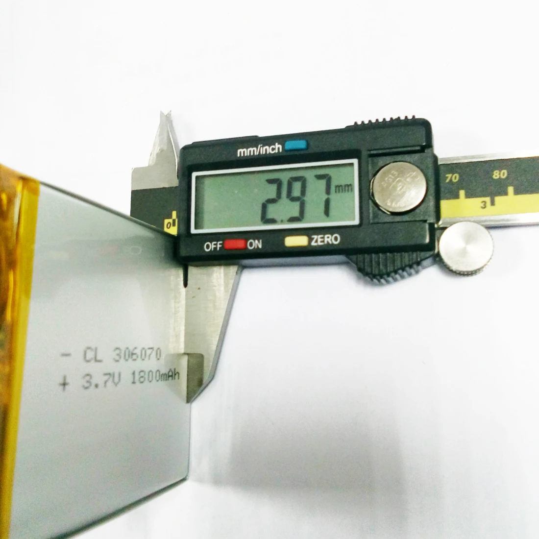 Power Bank 306070 3.7V 1800mAh Lithium Polymer LiPo Rechargeable Battery cells power For PAD GPS Vedio Game E-Book Tablet PC Power Bank 306070 3.7V 1800mAh Lithium Polymer LiPo Rechargeable Battery cells power For PAD GPS Vedio Game E-Book Tablet PC
