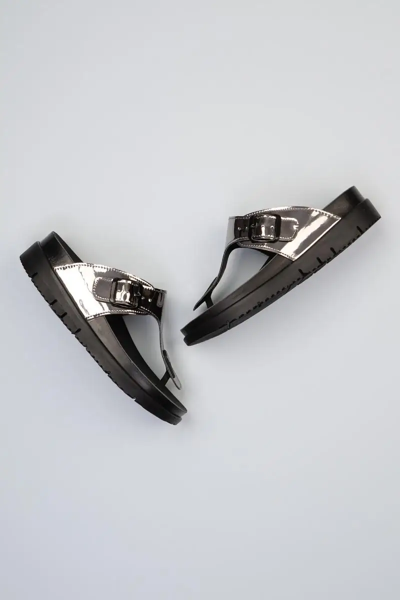 

Bambi Platinum Women 'S Slippers F0301015909