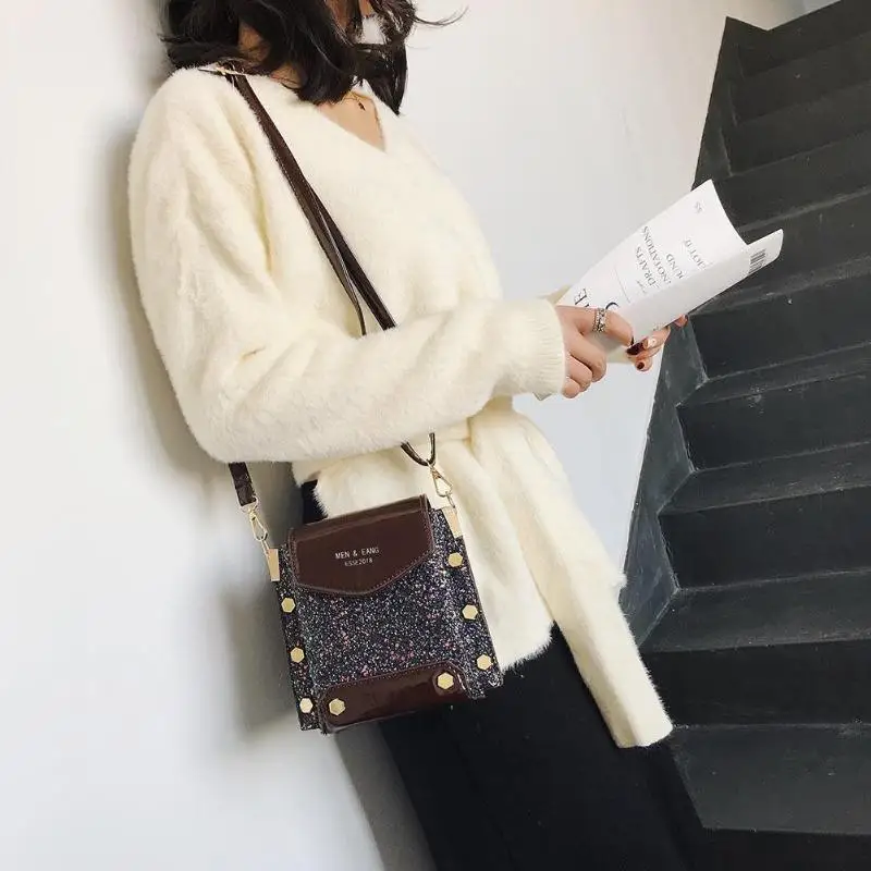 

Rivet Small Shoulder Bags 2019 Cracked Women PU Leather Shoulder Crossbody Bag for Laser Girls Shiny Gold Silver Zipper Bag