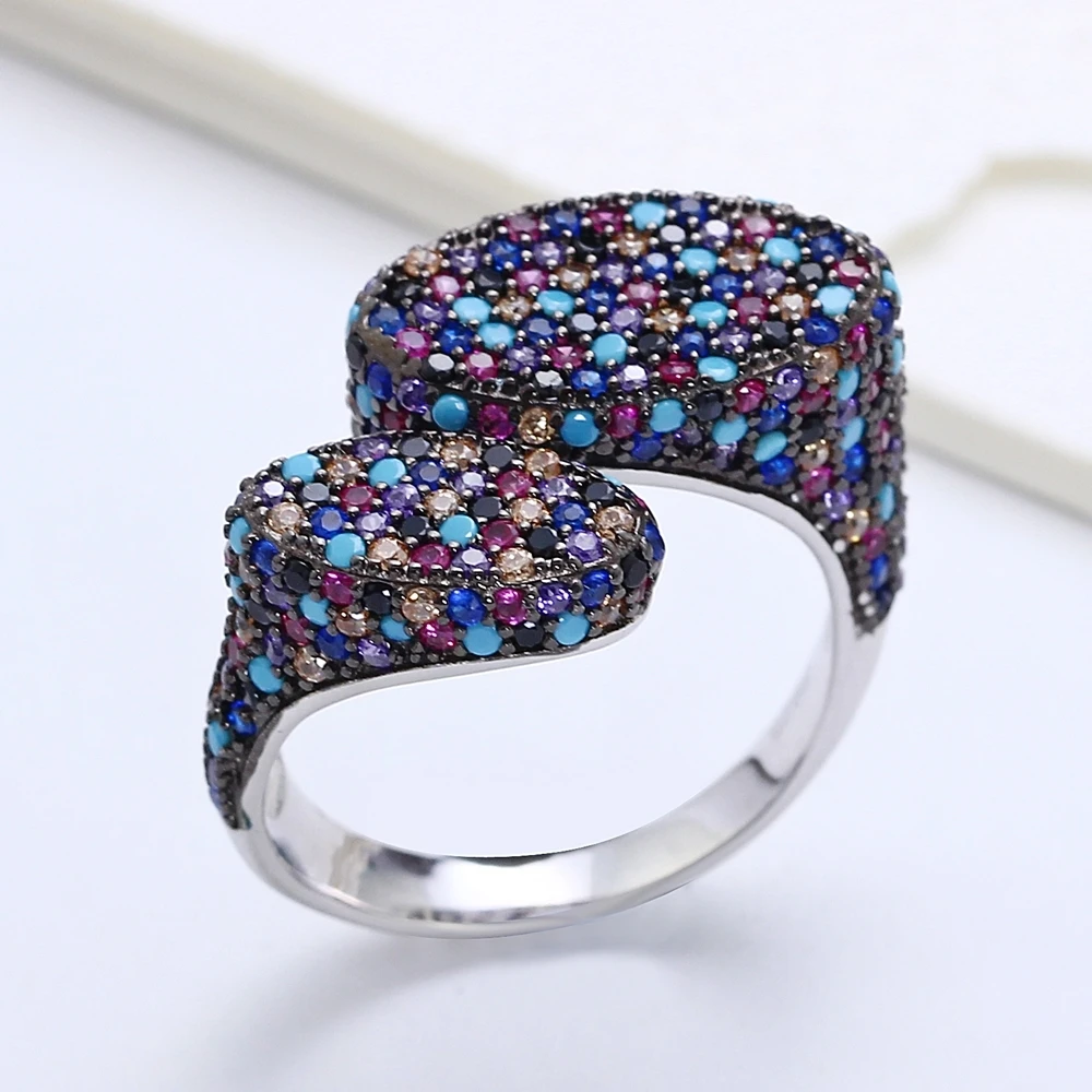 DreamCarnival 1989 Hot Recommend Oval Special Design Party Rings for Women Micro Zirconia Pave Silver Ring Wholesales SJ31032RB