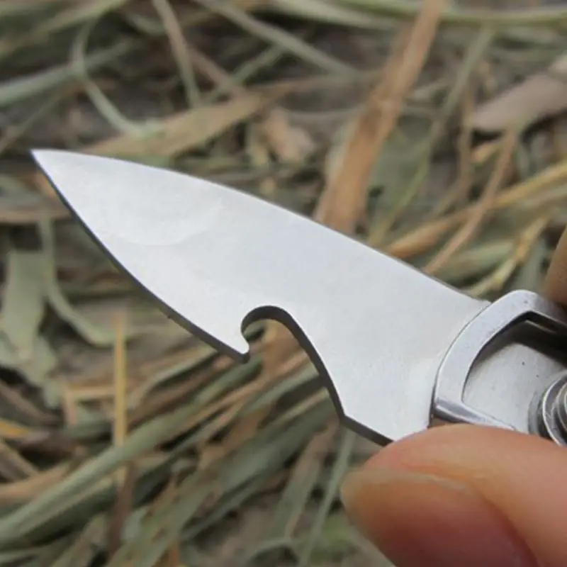 

Multifunctional Foldable Tactical Knife Portable Emergency Knife New Camping Hiking Tactical Knife Portable Self-defense Tools
