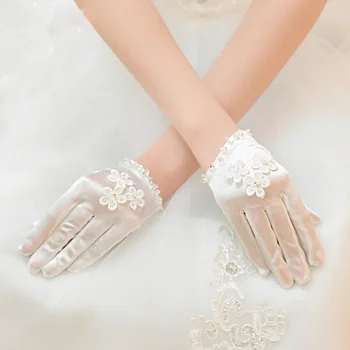 

Pearl Satin Gloves Cream White Short Wrist Full Finger Women Beaded Flower Silk Gloves 80s Party Half Palm Elastic Satin Gloves