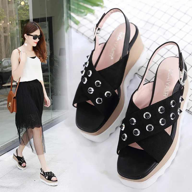

Thick Bottom Muffin Sandals Woman Buckle Rivet Toe High With Slope With Shoe