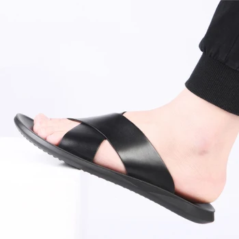 

Merkmak Sandals men Genuine Leather Slippers Summer Brand Men Casual Cross Outdoor Slides Soft Comfortable Beach Slippers