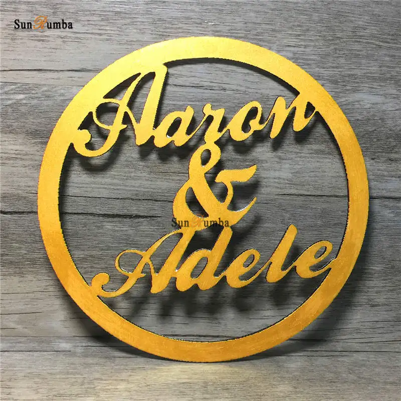 Пользовательских персонализированные имя свадебные Круглый принт кольца Стиль деревянный висящие знаки деревенский декор для стула дерево Photo Booth Реквизит