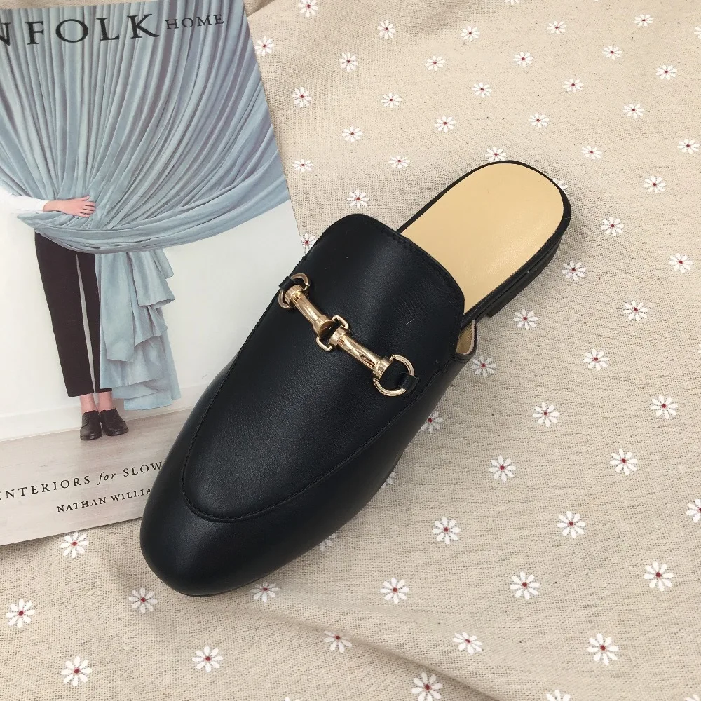 

Women Mules Fashion Chian Decoration Flat Out Ladies Casual Shoes Women Mules Slides Top Quality Leather Slippers