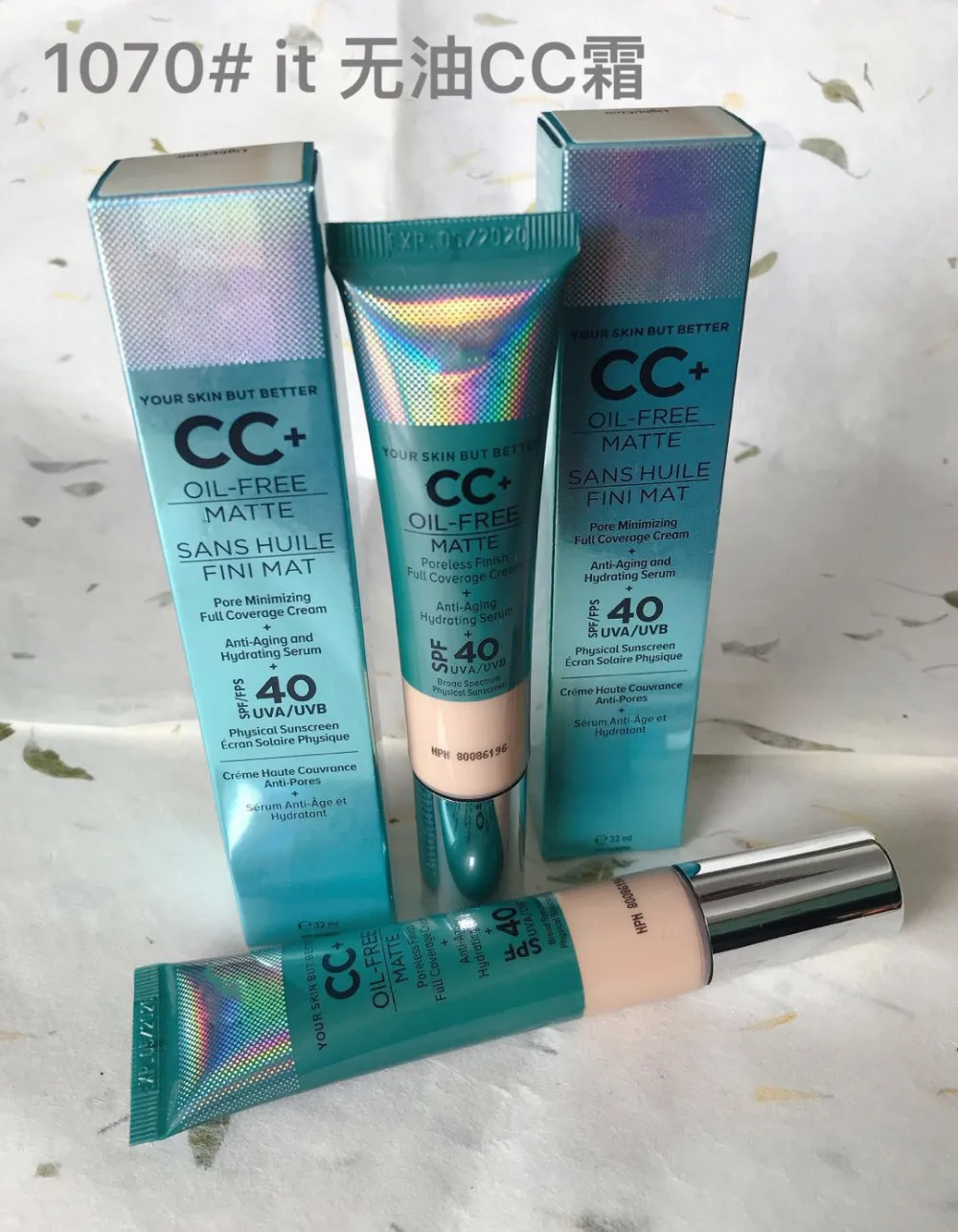 

2pcs IT Cosmetics Your Skin But Better CC+ oil free matte sans huile fini mat pore minimizing full coverage cream
