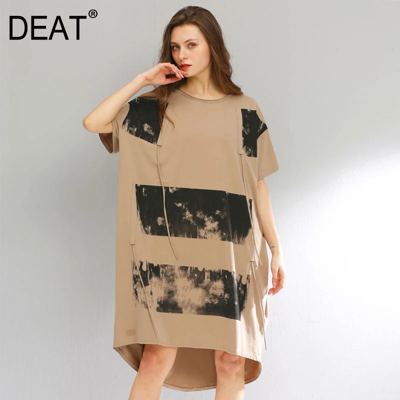 

[DEAT] 2019 New Autumn Winter Round Neck Short Sleeve Black Pattern Printed Loose Big Size Irregular Dress Women Fashion JS86